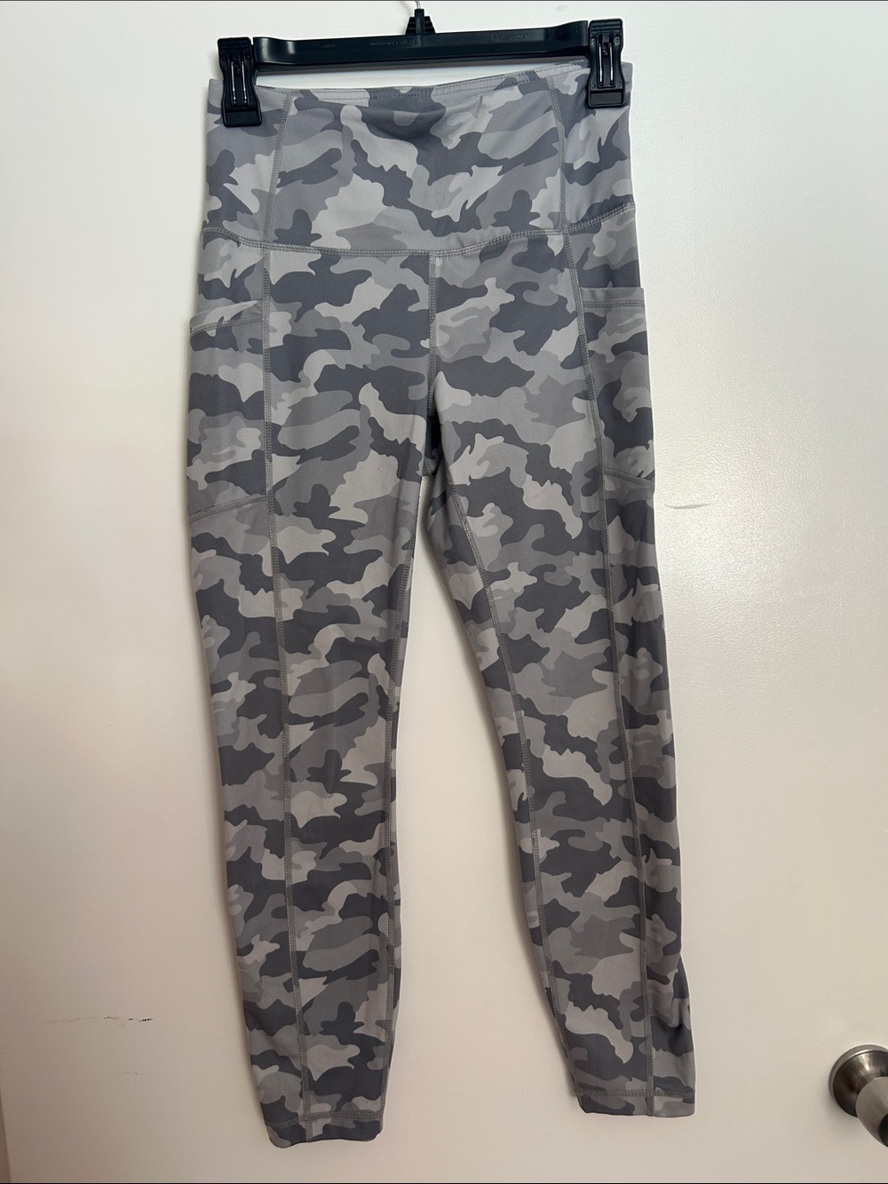Yogalicious Gray Camo Leggings